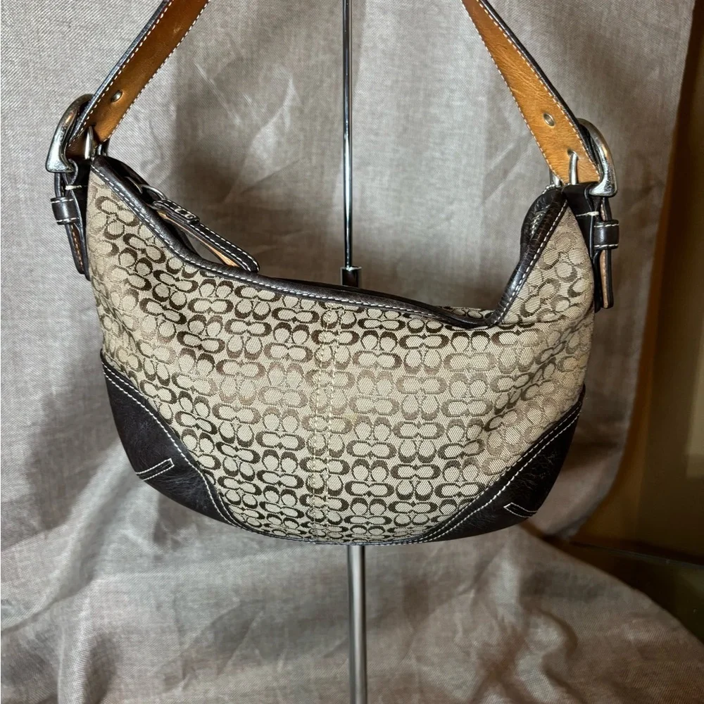 Vintage Coach 6351 Signature SOHO Crescent Hobo Pristine - Like New! Y2K